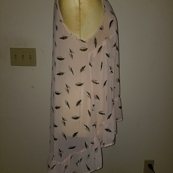 Top - Picture 2 of 4